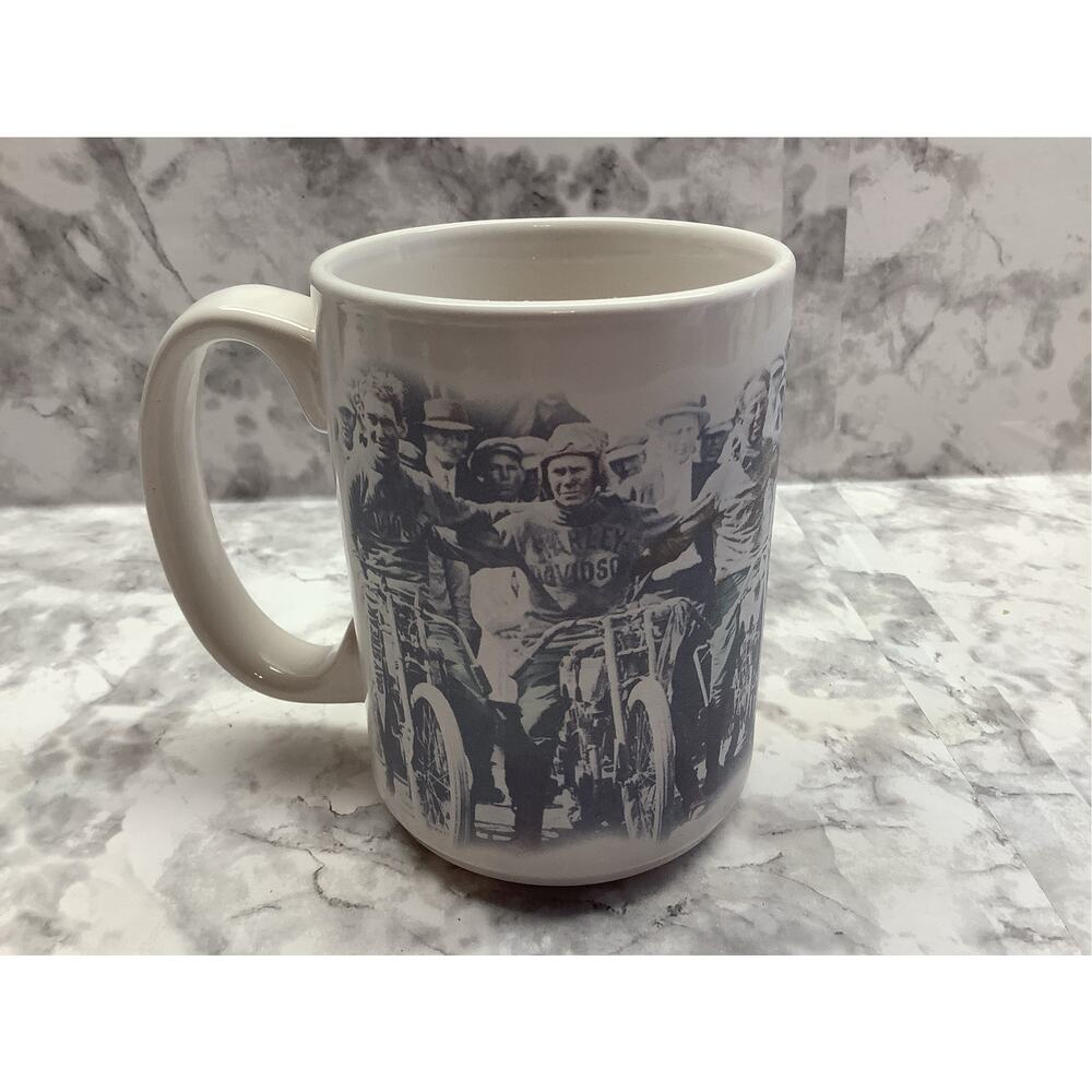 Harley Davidson 100th Anniversary White Painted Racer Cup 2003, model 979100-02V